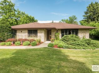 4715 Yackley Ave, Lisle, IL 60532