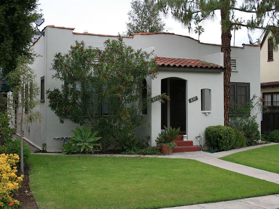 615-617 Palm View