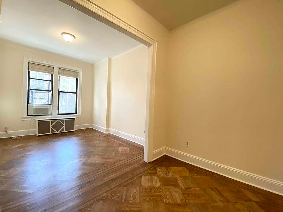1st image of 135 W 72nd St APT 5F