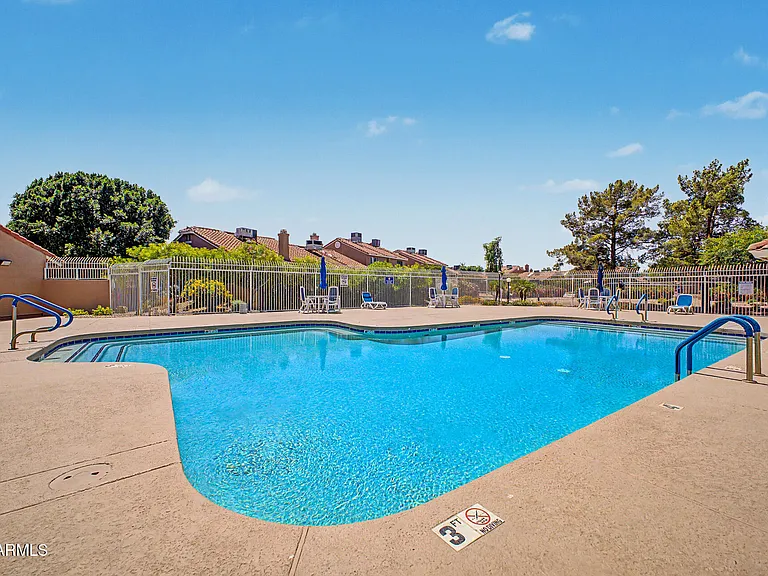 3510 E Hampton Ave #17 — Photo 45