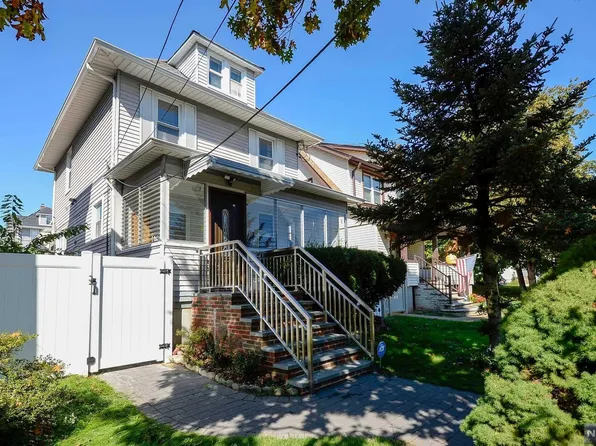 202 Teaneck Rd, Ridgefield Park, NJ 07660