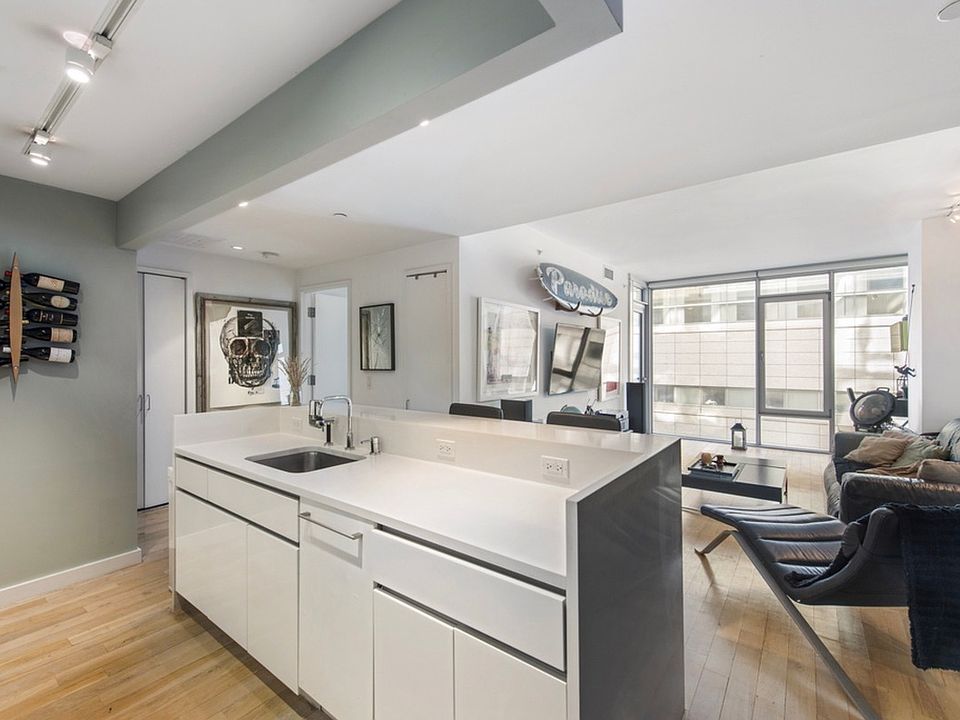 1st image of 50 Franklin St APT 10E