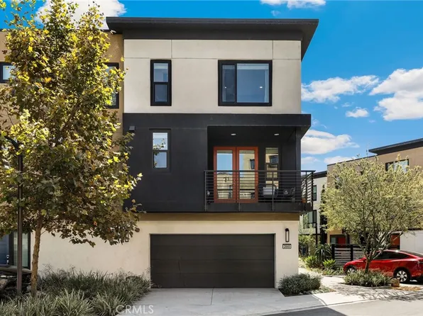 2840 N Glassell St, Orange, CA 92865