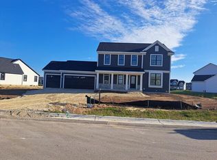645 Twin Creeks Dr, Dousman, WI 53118