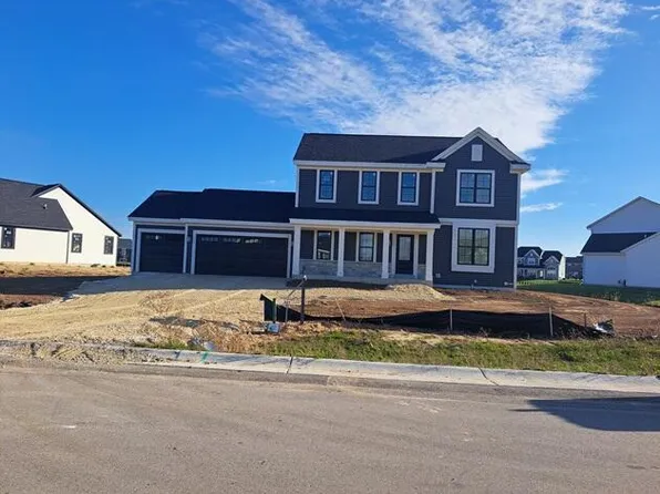 645 Twin Creeks DRIVE, Dousman, WI 53118