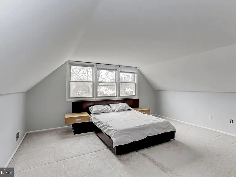 4311 Pergate Ln — Photo 22