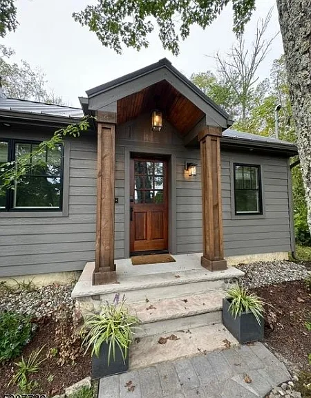 24 Lakeview Point Ave — Photo 3