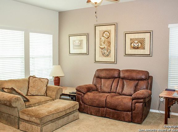 3rd image of 26618 Villa Toscana