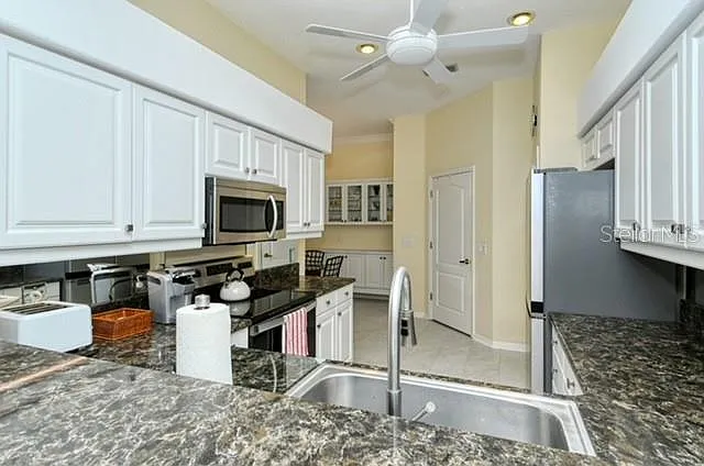 9480 Forest Hills Cir — Photo 6