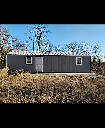 5th image of 81 Maple Cir