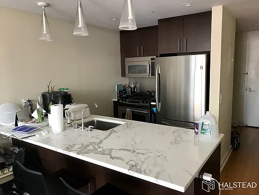 Rented by Halstead Real Estate | media 19