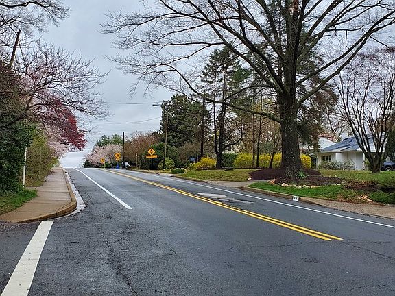 4th image of 6115 Massachusetts Ave