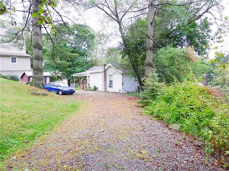 218 Marie Ave photo 1