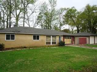 709 S Pleasant Ave, Gonzales, LA 70737