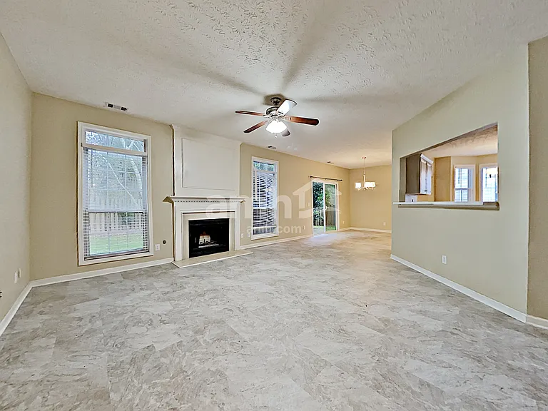 3151 Serenade Ct — Photo 6