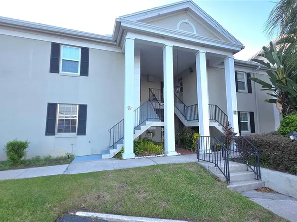 689 Lake Howard Dr NW APT 3B, Winter Haven, FL 33880