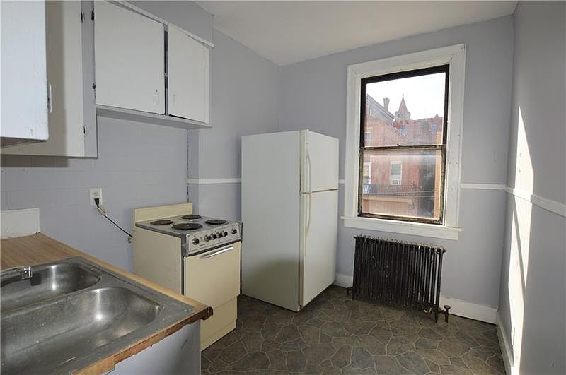 606 Fallowfield Ave, Charleroi, PA 15022 Zillow