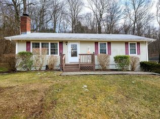 49 Humming Bird Dr, Northford, CT 06472