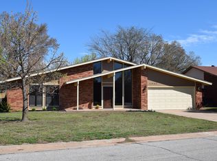 1822 Gingham Ln, Enid, OK 73703