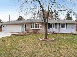 471 Menlo Park Rd, Green Bay, WI 54302