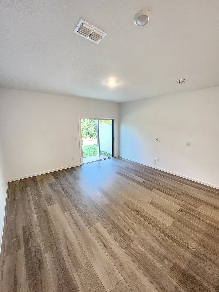 3 bed, 1483 sqft, $1,845 — Photo 4