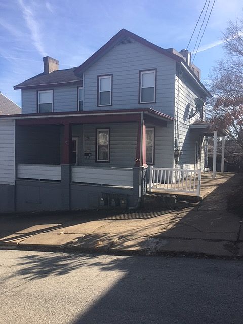 1st image of 216 W 2nd St #1
