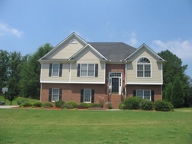 1st image of 58 Planters Dr