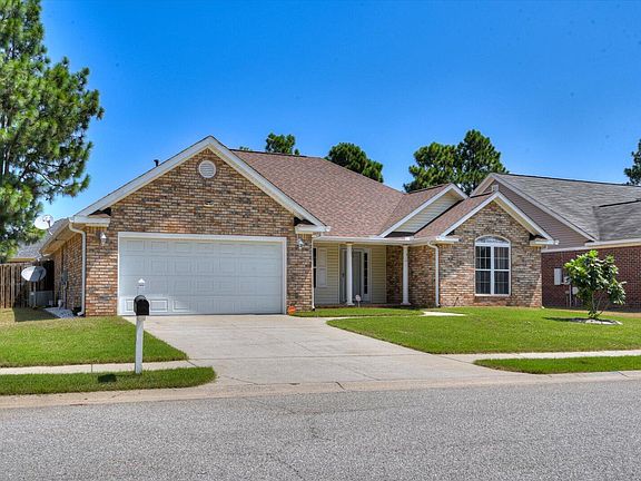 3rd image of 610 Butler Springs Cir