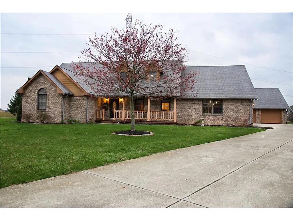 5420 N Cherry Tree Dr photo 1