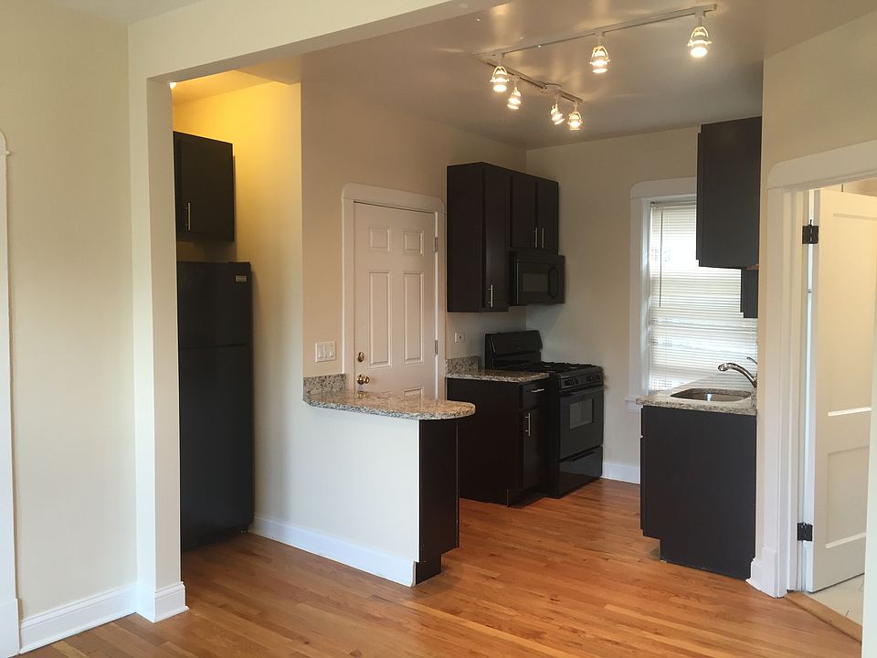 1st image of 4903 W Cullom Ave #2
