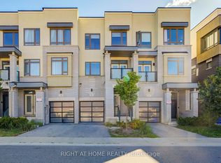 33 John Stocks Way, Markham, ON L3T 0G1