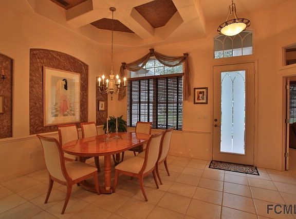 3rd image of 10 Lakeview Ln