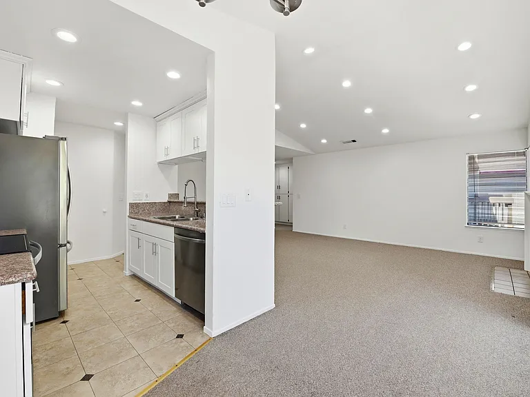 935 Cherry Glen Cir #219 — Photo 33
