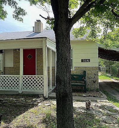 5th image of 316 N Anita Ave
