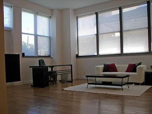 Rented by Dream Space Realty | media 26