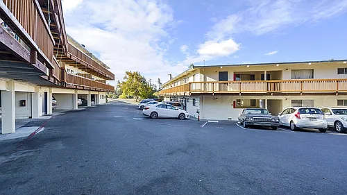 Manchester Apartments Photo 1
