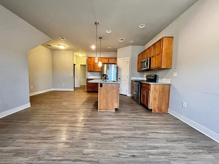 6460 Orchard Park Dr #2 — Photo 5