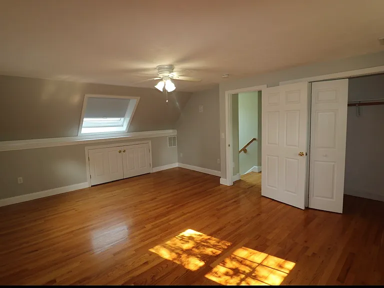 329 Bridge St — Photo 41