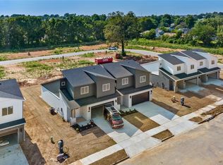 653 Sun Meadow Loop, Centerton, AR 72719