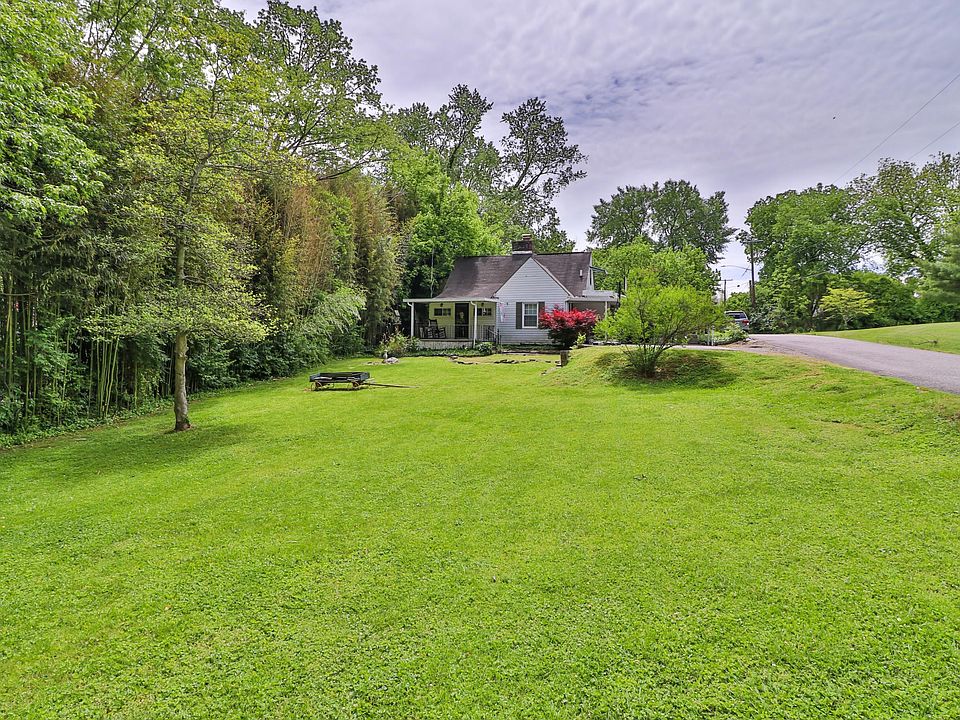 1st image of 2100 Highland Dr
