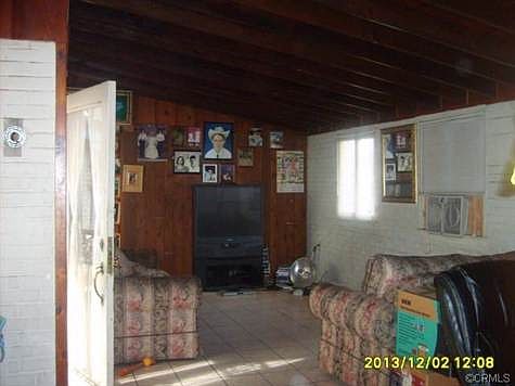 3rd image of 8441 Mission Blvd