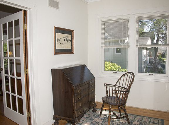 2nd image of 245 Kenilworth Ave