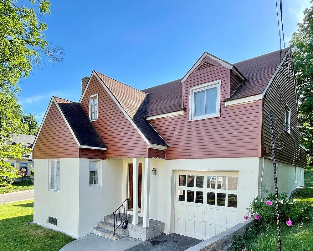 5 bed, 1500 sqft, $840 — Photo 1