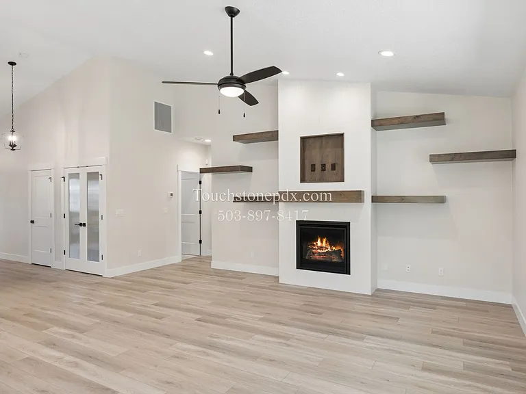740 Jordan Elizabeth Ave SE — Photo 19