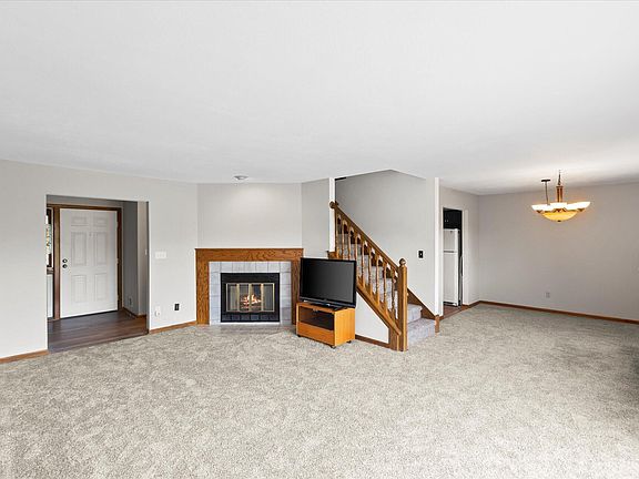 5th image of 7428 W Tuckaway Creek Dr
