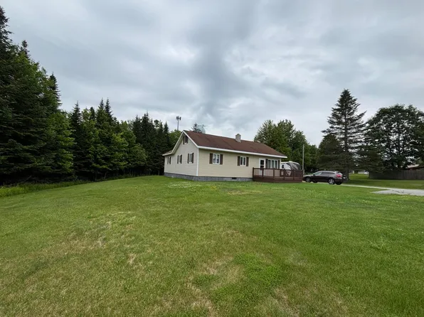 21 Adams Ln, Newcomb, NY 12852