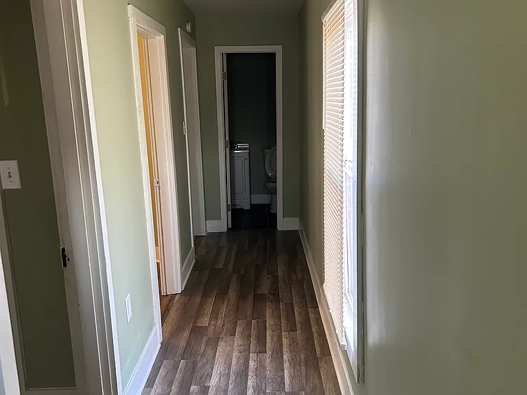 2394 Devoy Ave — Photo 2