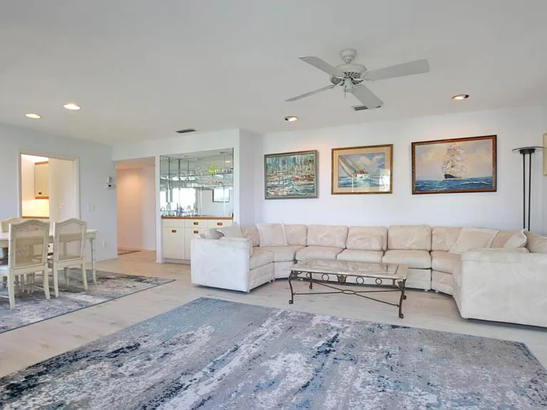 3440 Gulf Of Mexico Dr #9 — Photo 13