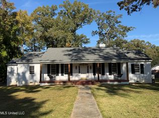 106 Sgt Prentiss Dr, Natchez, MS 39120