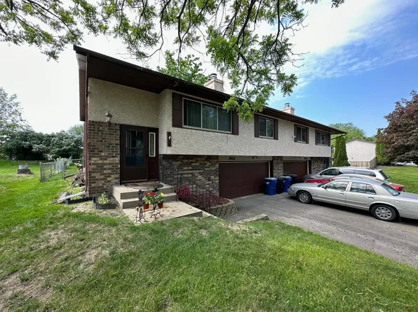 961 6th St SW, New Brighton, MN 55112